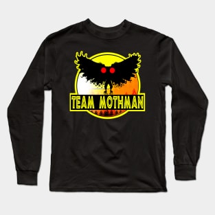 Team Mothman West Virginia Wing Humanoid Moth Retro Jurassic Vintage Style Funny Long Sleeve T-Shirt